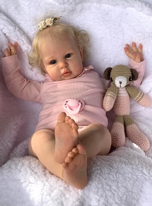 Ellie stor pigedukke med håndrodet hår