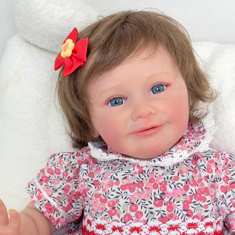 Zoe babydukke med håndrodet hår